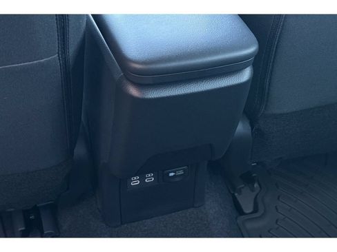 New 2026 Toyota Prius Plug-In Hybrid FWD image 14