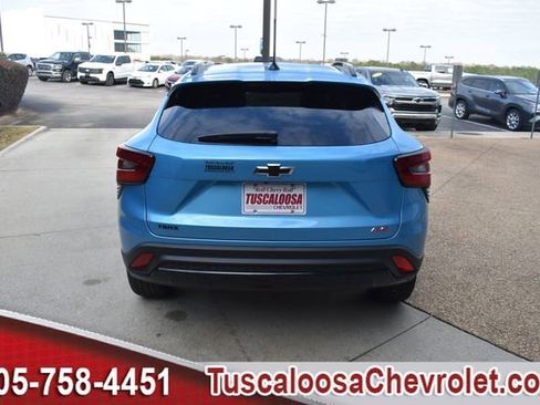 New 2026 Chevrolet Trax RS w/ Sunroof Package image 8