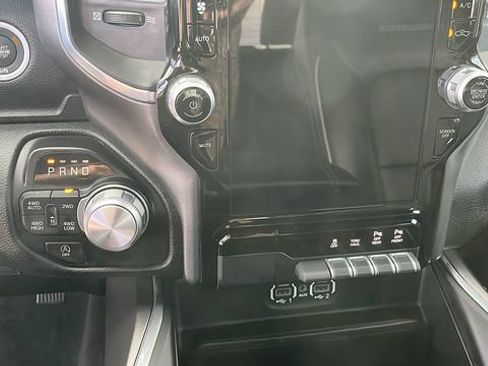 Used 2023 RAM 1500 Laramie AWD/4WD image 13