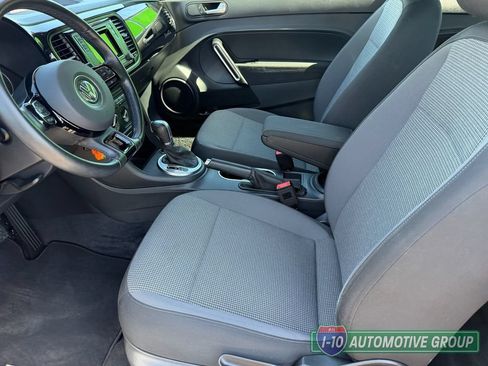 Used 2019 Volkswagen Beetle 2.0T S FWD image 20