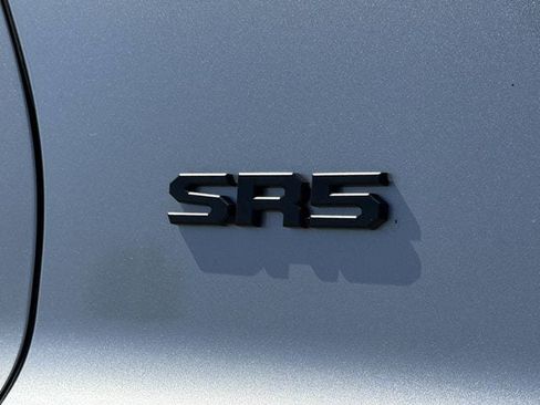Used 2025 Toyota 4Runner SR5 RWD image 9