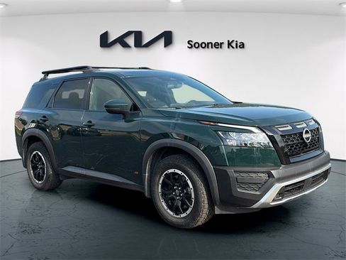 Used 2023 Nissan Pathfinder Rock Creek image 8