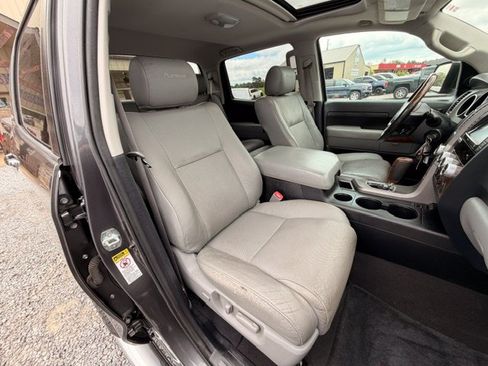 Used 2012 Toyota Tundra Limited w/ Platinum Pkg AWD/4WD image 10