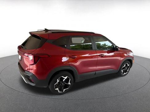Used 2025 Kia Seltos S FWD image 12