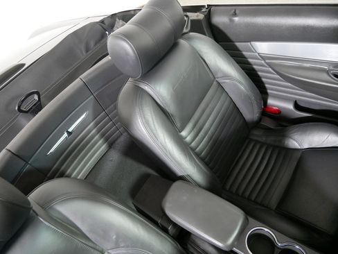 Used 2002 Ford Thunderbird RWD image 14