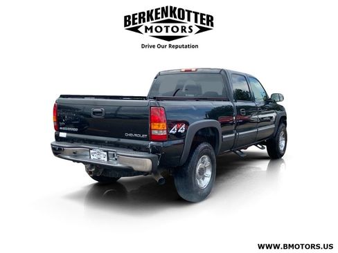 Used 2001 Chevrolet Silverado 2500 LS w/ Off-Road Skid Plate Pkg AWD/4WD image 7