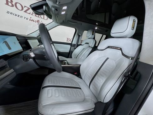 Used 2023 Rivian R1S Launch Edition image 25