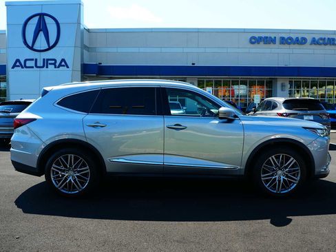 Certified 2024 Acura MDX SH-AWD w/ Advance Package image 8