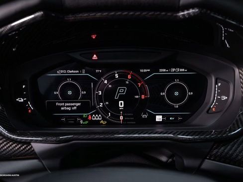Used 2025 Lamborghini Urus SE AWD/4WD image 30