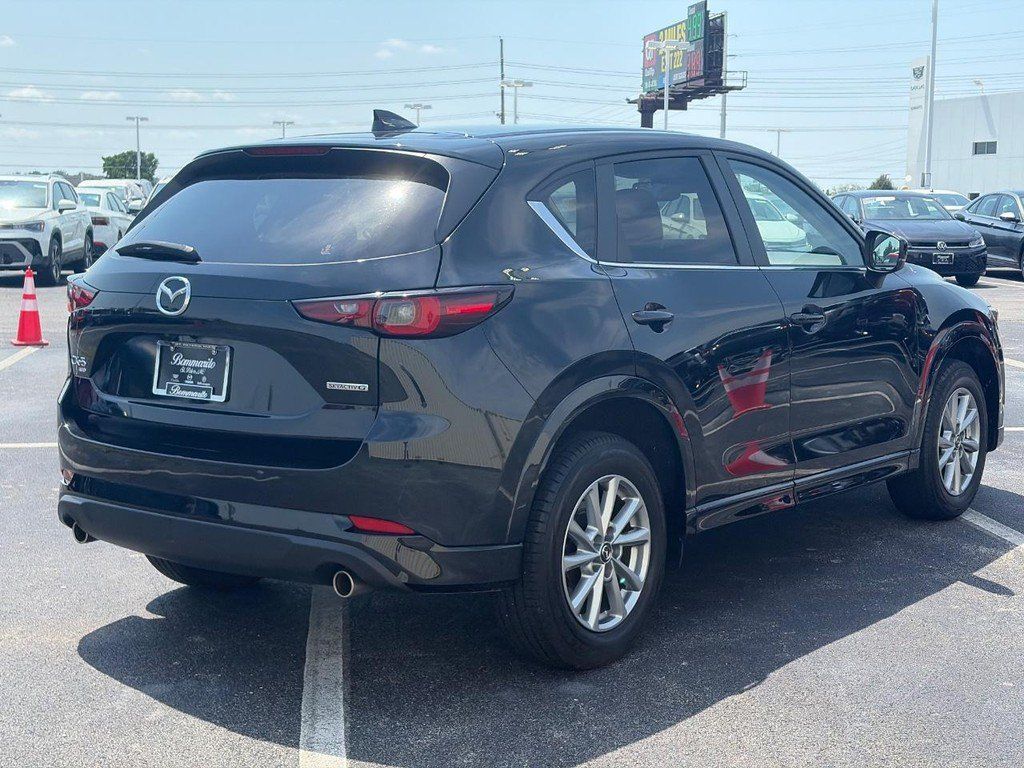 Used 2025 MAZDA CX-5 AWD 2.5 S w/ Preferred Package image 5
