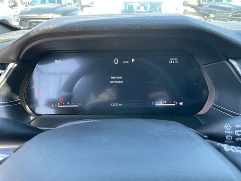 Certified 2023 Jeep Grand Cherokee L Laredo AWD/4WD image 47