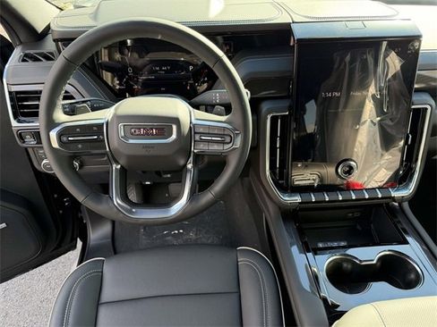 New 2026 GMC Yukon Elevation image 5