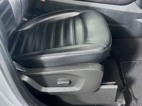 Used 2022 Ford Edge SEL image 23