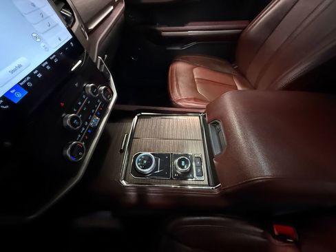 Used 2023 Ford Expedition Limited image 85