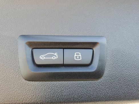 Used 2025 BMW X3 xDrive30i w/ Premium Package image 10