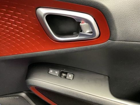 Used 2022 Kia Soul Turbo image 24