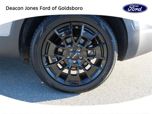 Used 2022 Kia Telluride SX w/ Nightfall Edition Package image 12