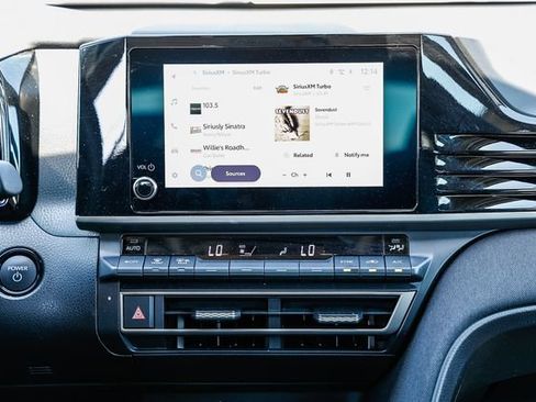 Used 2025 Toyota Camry LE w/ Convenience Package FWD image 13