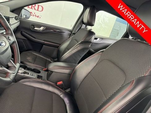 Certified 2024 Ford Escape ST-Line w/ Tech Pack #1 FWD image 9