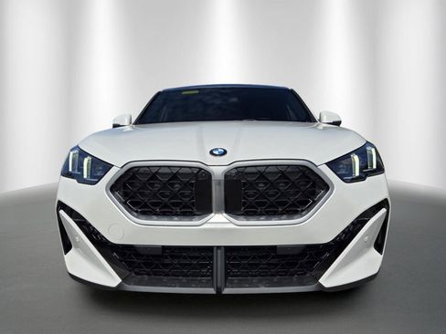 New 2026 BMW X2 xDrive28i AWD/4WD image 2