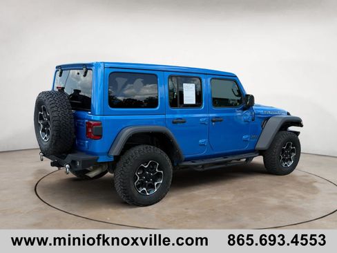 Used 2022 Jeep Wrangler Unlimited Rubicon 4xe AWD/4WD image 3