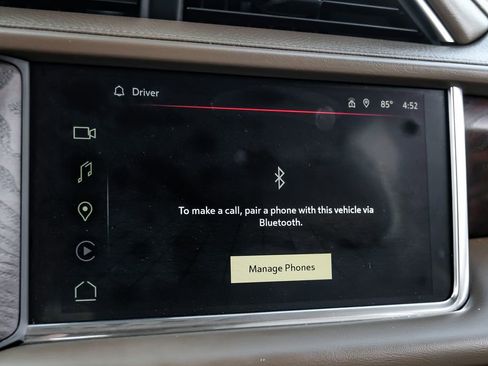 Used 2022 GMC Yukon Denali AWD/4WD image 32