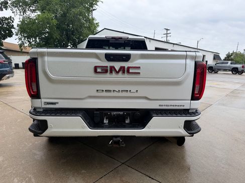 Used 2023 GMC Sierra 3500 Denali w/ Denali Ultimate Package AWD/4WD image 6