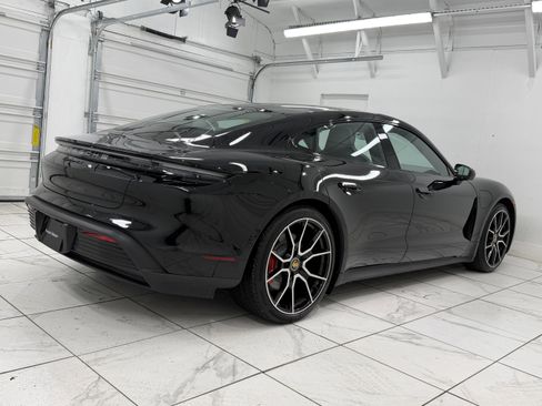 Certified 2024 Porsche Taycan 4S image 11