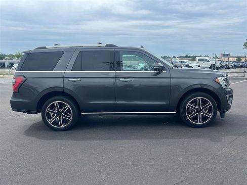 Used 2019 Ford Expedition Limited w/ Special Edition Package AWD/4WD image 3