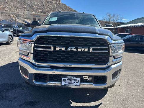 Used 2022 RAM 2500 Big Horn AWD/4WD image 2