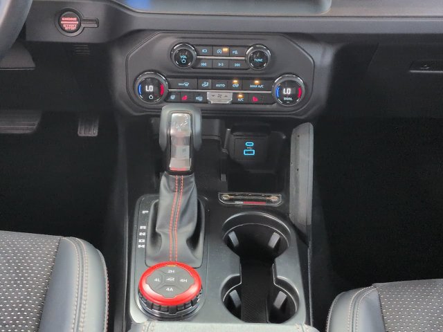 Used 2025 Ford Bronco Raptor AWD/4WD image 19