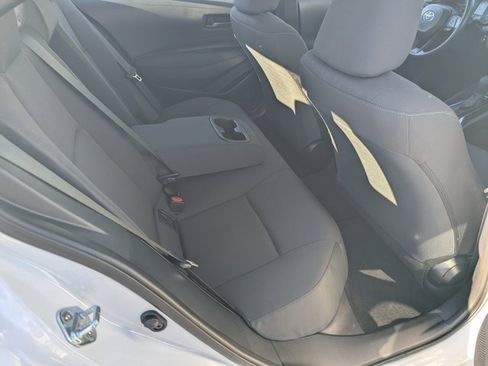 Used 2025 Toyota Corolla LE image 14