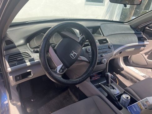 Used 2012 Honda Accord LX image 2