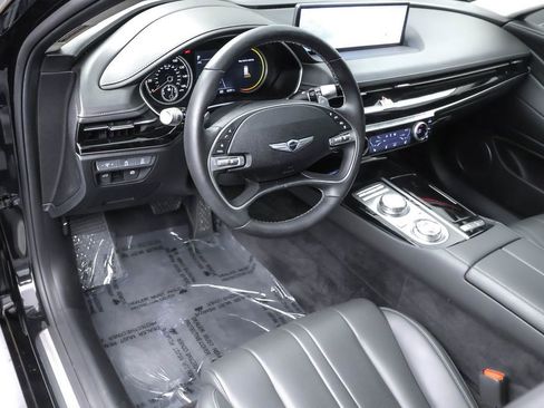 Used 2024 Genesis G80 2.5T image 4