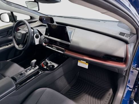 New 2025 Toyota Prius Plug-In Hybrid FWD image 26