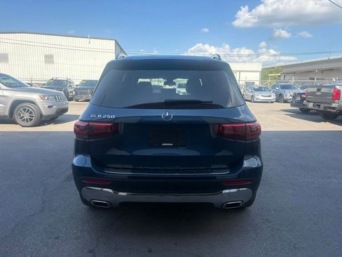 Used 2022 Mercedes-Benz GLB 250 image 4