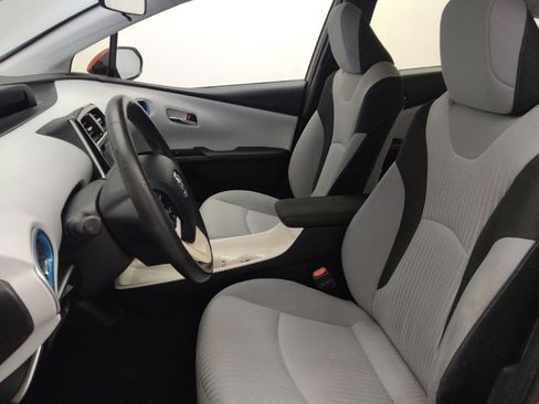 Used 2018 Toyota Prius Prime Plus FWD image 17