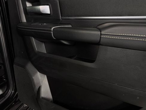 Certified 2025 RAM 2500 Big Horn AWD/4WD image 28