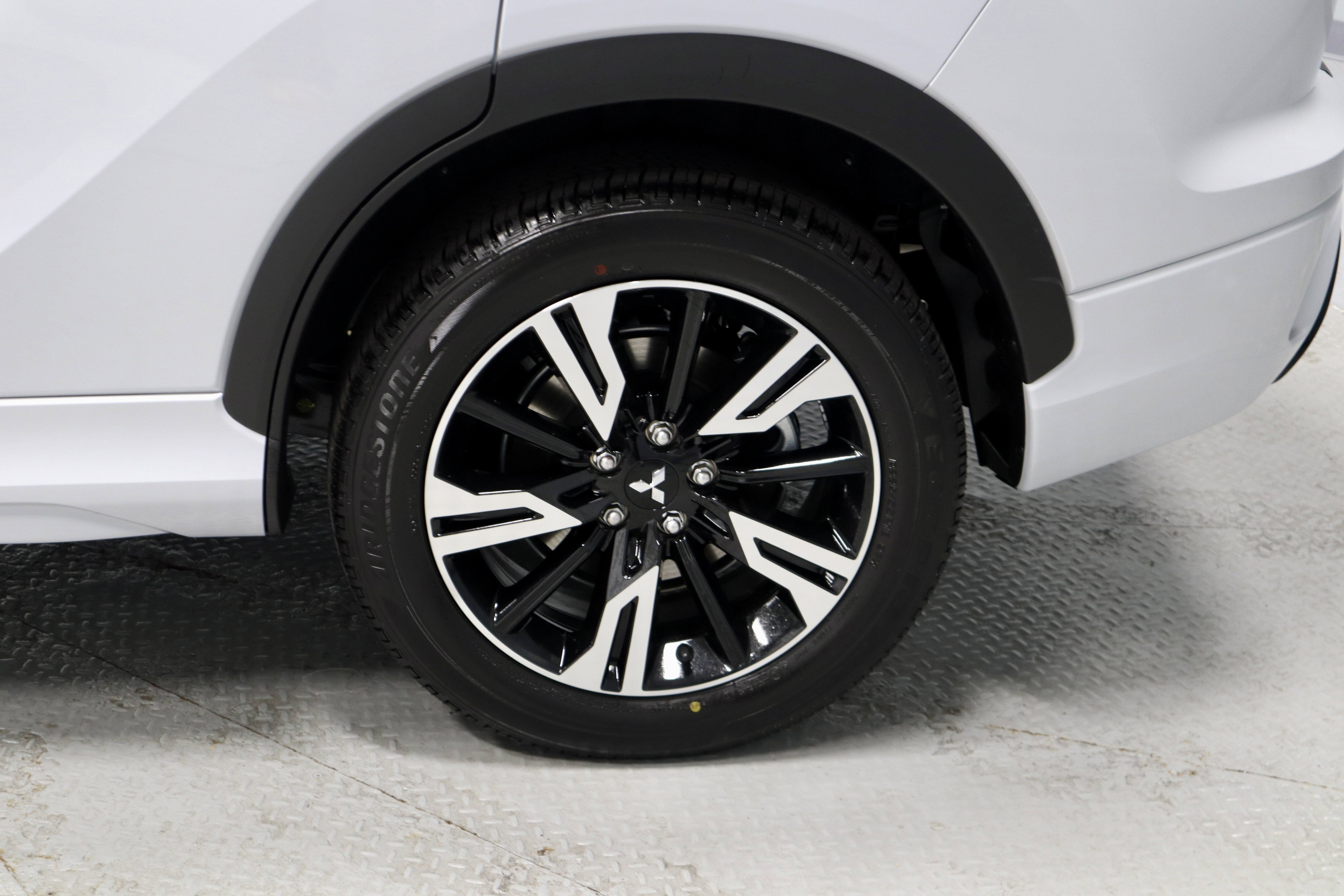 New 2026 Mitsubishi Eclipse Cross AWD image 33