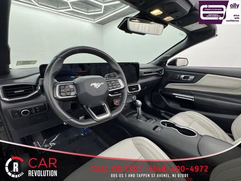 Used 2024 Ford Mustang Premium RWD image 21