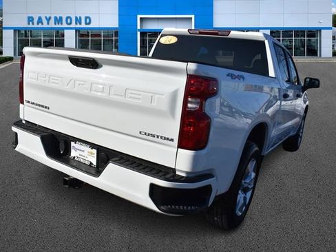 Certified 2024 Chevrolet Silverado 1500 Custom image 4