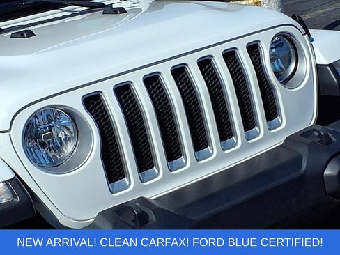 Used 2023 Jeep Wrangler Unlimited Sahara w/ Safety Group AWD/4WD image 31
