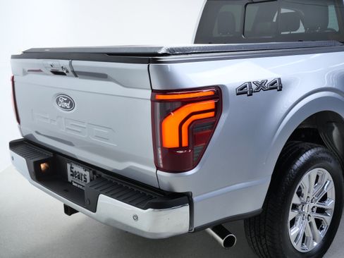 Used 2025 Ford F150 Lariat w/ Equipment Group 501A Mid AWD/4WD image 5