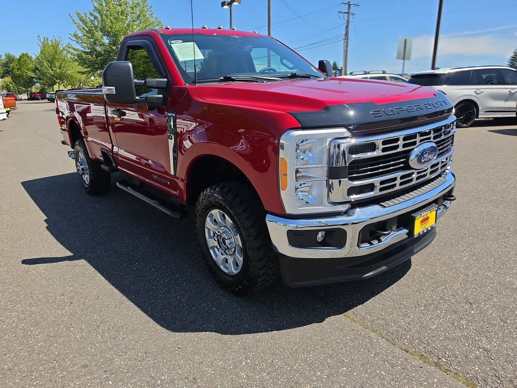 Used 2023 Ford F350 XLT w/ 360-Degree Camera Package AWD/4WD image 3