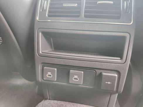 New 2026 Jaguar F-PACE R-Dynamic S image 20