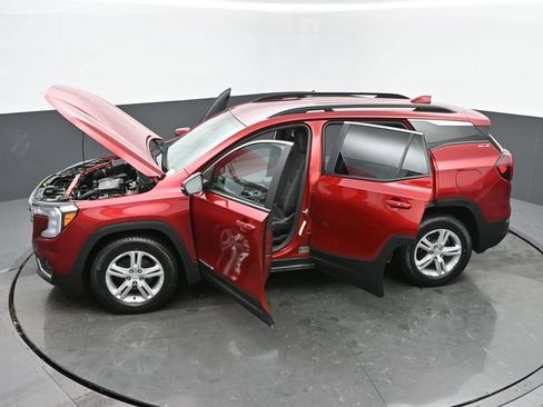 Used 2022 GMC Terrain SLE w/ Driver Convenience Package FWD image 63