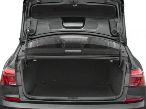 Used 2017 Volkswagen Passat 1.8T SE FWD image 12