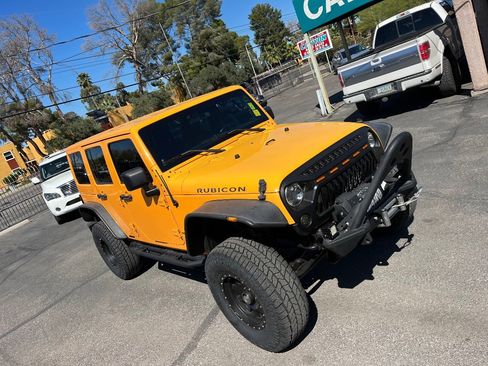 Used 2012 Jeep Wrangler Unlimited Rubicon w/ Connectivity Group image 48