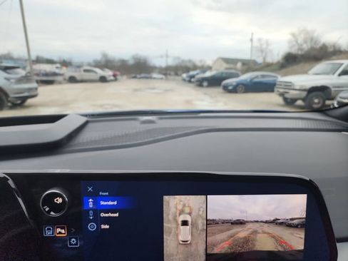 New 2026 Chevrolet Equinox EV RS image 29