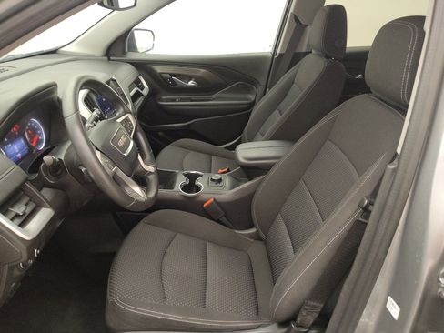 Used 2024 GMC Terrain SLE FWD image 17